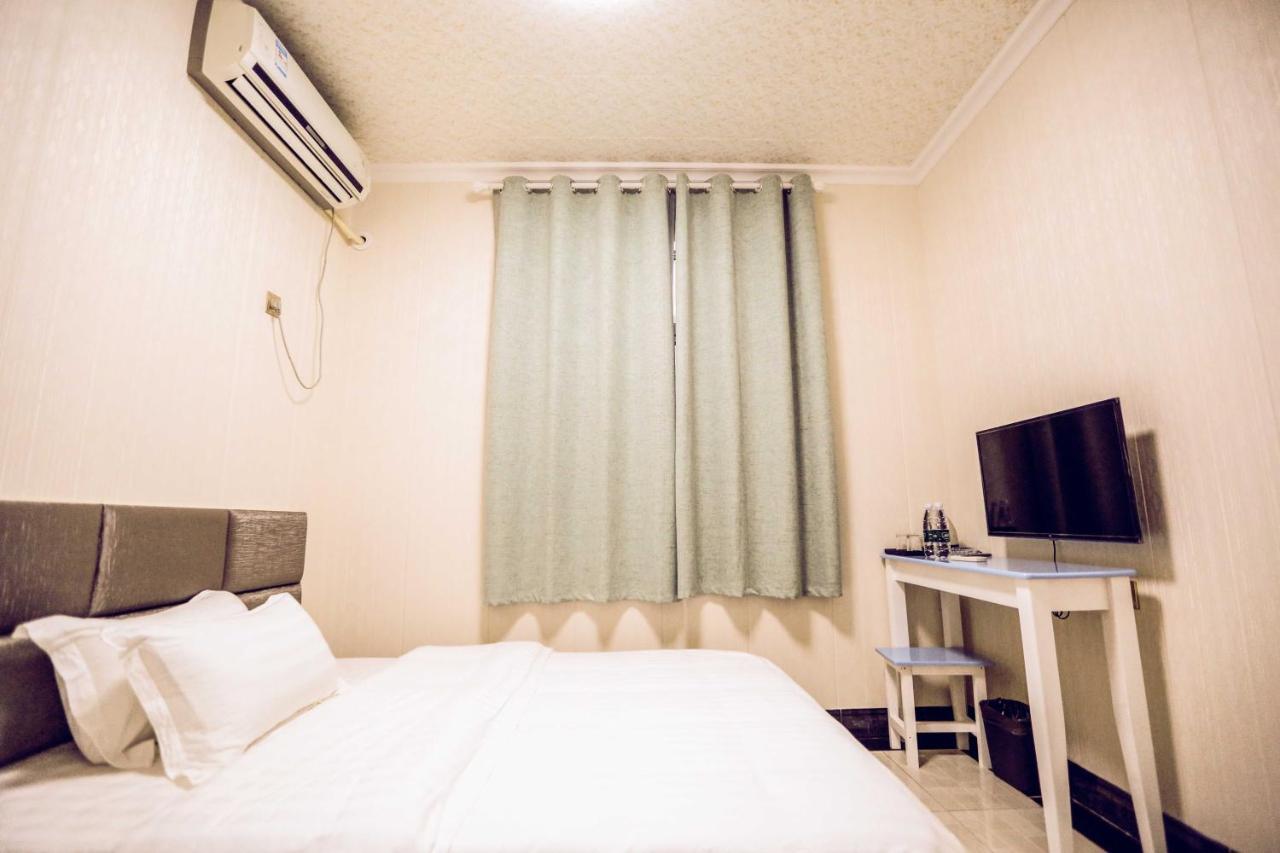 Nanjing Lafei Hotel Lukou Airport Branch ภายนอก รูปภาพ